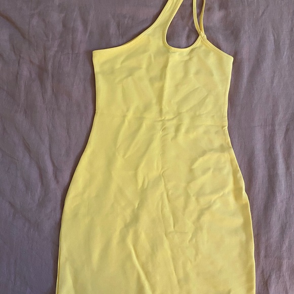 NWOT A&F yellow bodycon dress with cut-outs - Picture 2 of 5